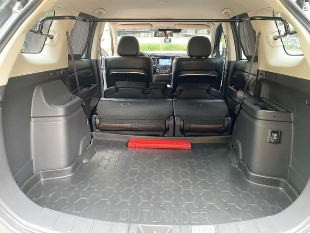 Mitsubishi Outlander  第36張相片