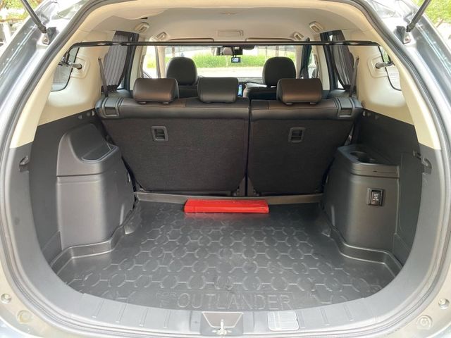 Mitsubishi Outlander  第39張相片