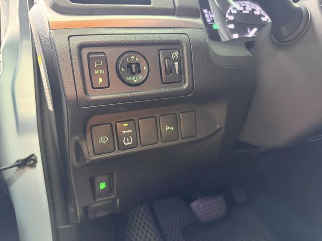 Lexus CT200H  第12張相片