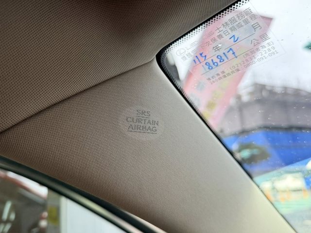 Lexus CT200H  第13張相片