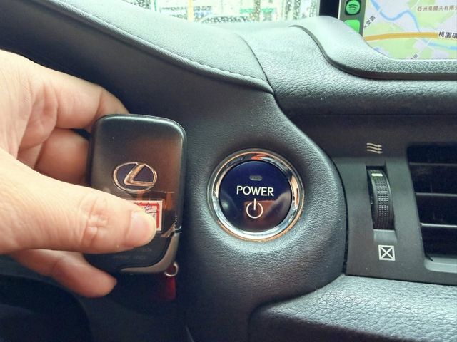 Lexus CT200H  第23張相片