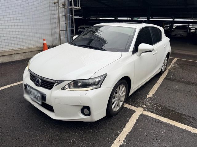 Lexus CT200H  第5張相片