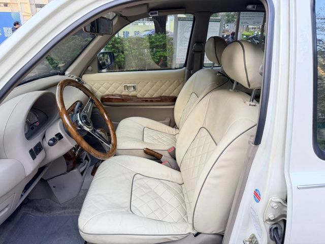 Nissan Verita  第6張相片