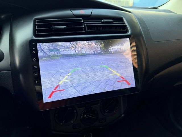 Nissan Livina  第10張相片