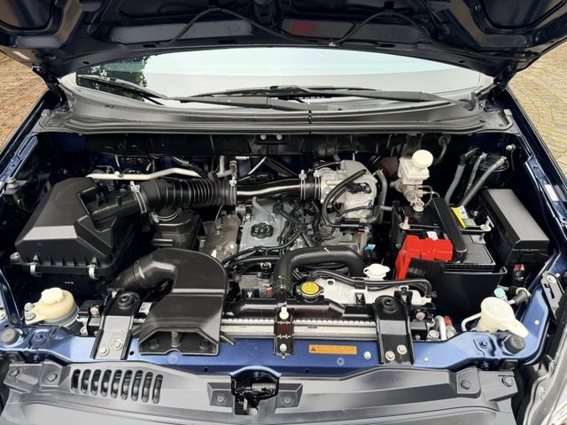Mitsubishi Zinger  第23張相片