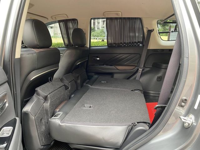 Mitsubishi Outlander  第40張相片