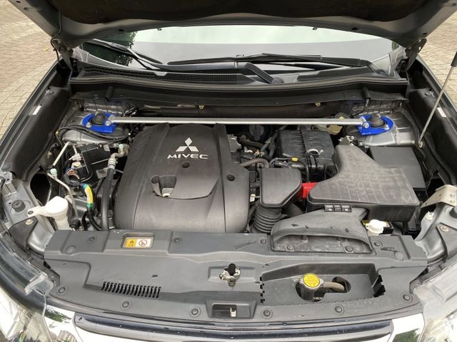 Mitsubishi Outlander  第43張相片