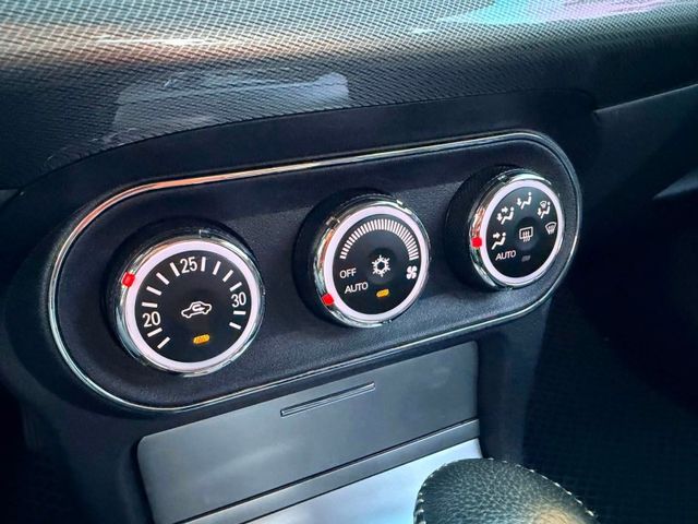 Mitsubishi Lancer  第20張相片