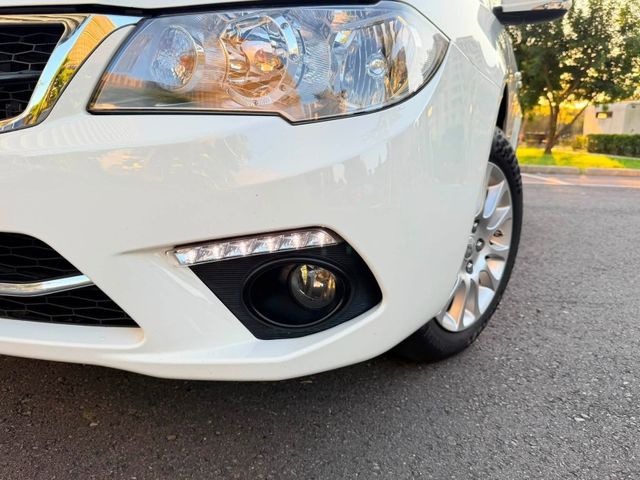 Mitsubishi Lancer  第24張相片