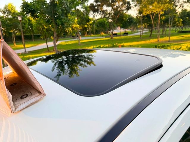 Mitsubishi Lancer  第25張相片