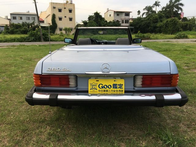 中古車 R107 Sl 380 經典敞蓬車品味獨特稀有具收藏價值與駕駛樂趣完稅車 Benz 賓士 Sl Class 300 Sl 雲林縣 Findcar 找車網