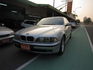 <<新隆汽車>>1999年 BMW e39 528 最頂配，可全額貸款。  第1張縮圖