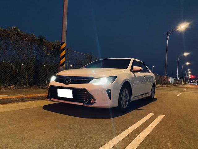 2016 Toyota Camry  第1張相片