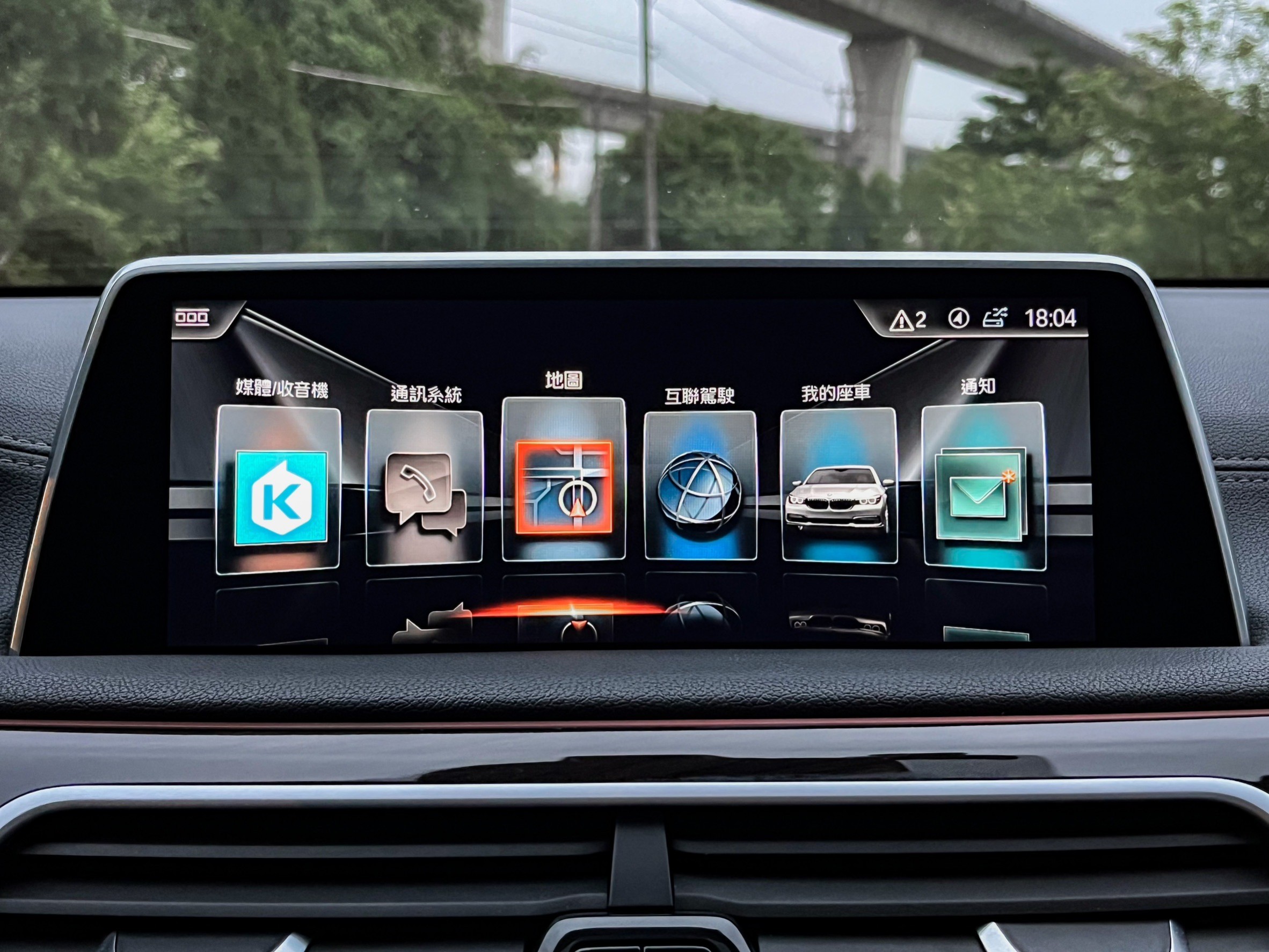 《總代理一手車/原廠保養/5AS安全輔助/盲點偵測/360環景/天窗/抬頭顯示》  第8張相片