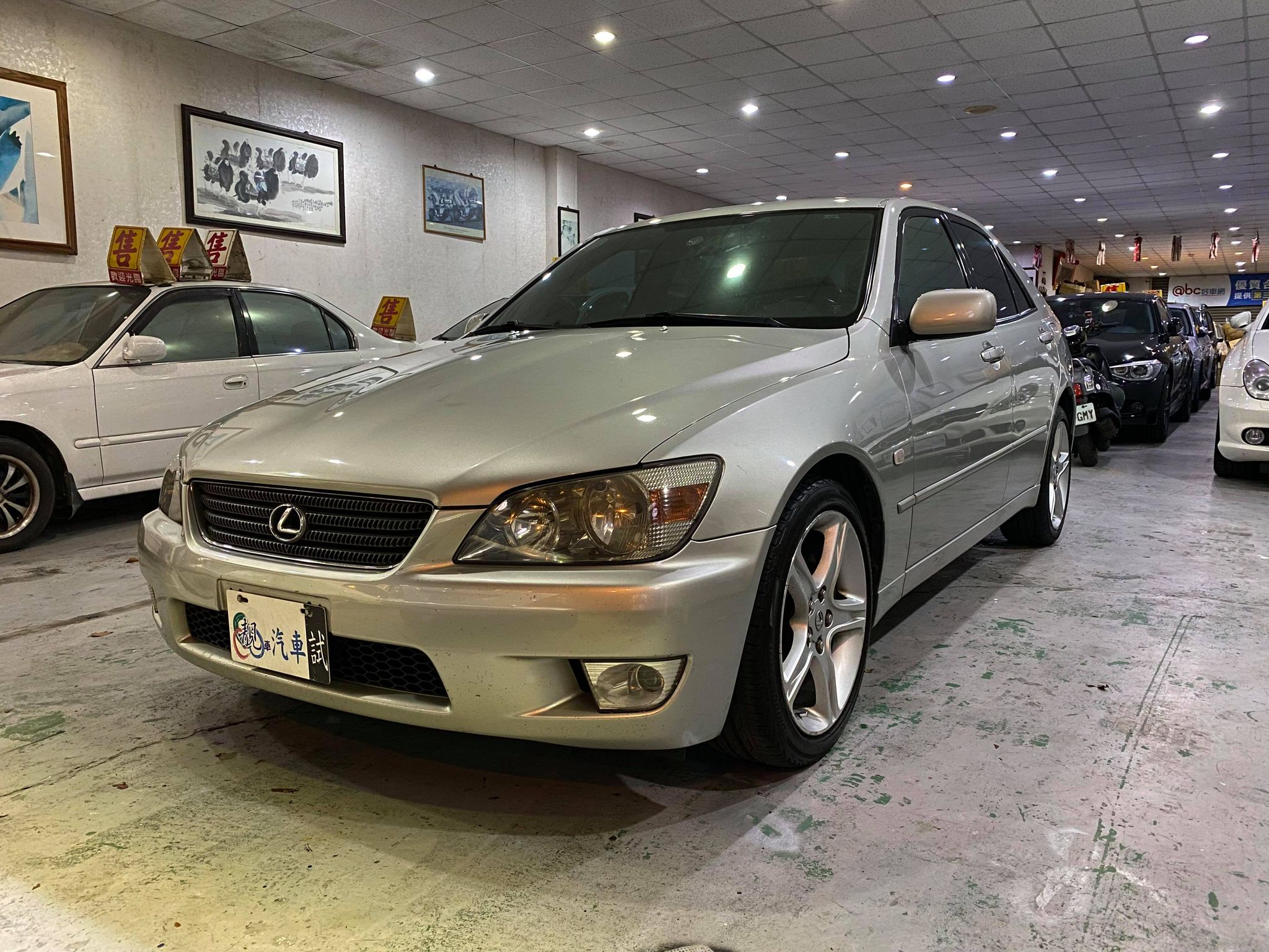 Lexus 淩志is 05以前中古車的價格 Findcar 找車網