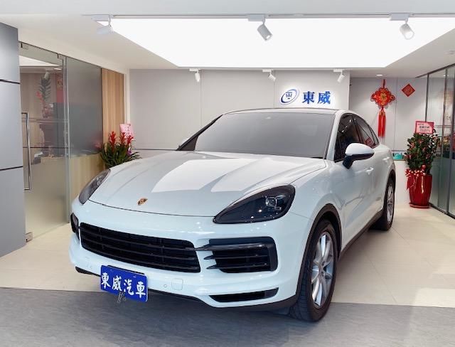 2019 PORSCHE CAYENNE COUPE 白色《東威》  第1張相片