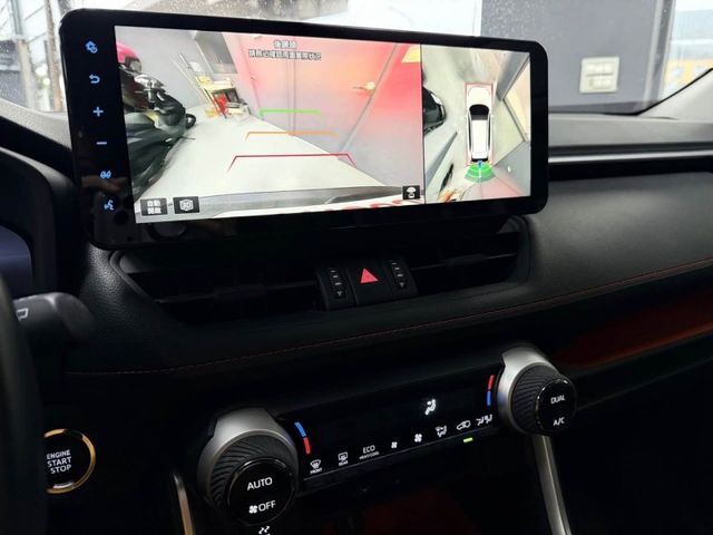 Toyota RAV4  第1張相片