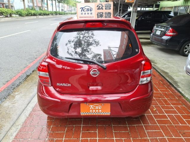 Nissan March  第7張相片