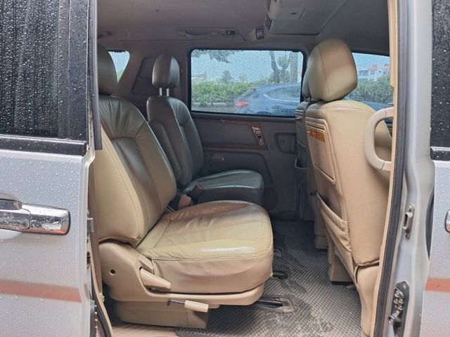 Nissan Serena QRV  第10張相片