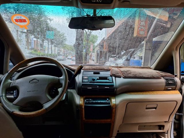 Nissan Serena QRV  第12張相片