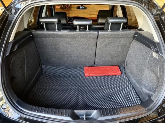 Mazda Mazda3  第14張相片