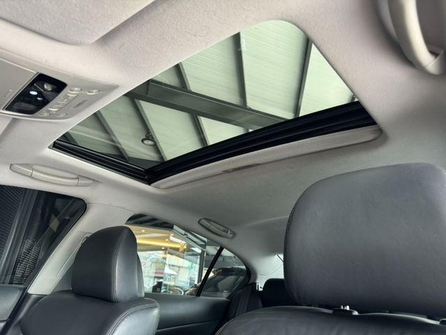 Lexus GS  第1張相片