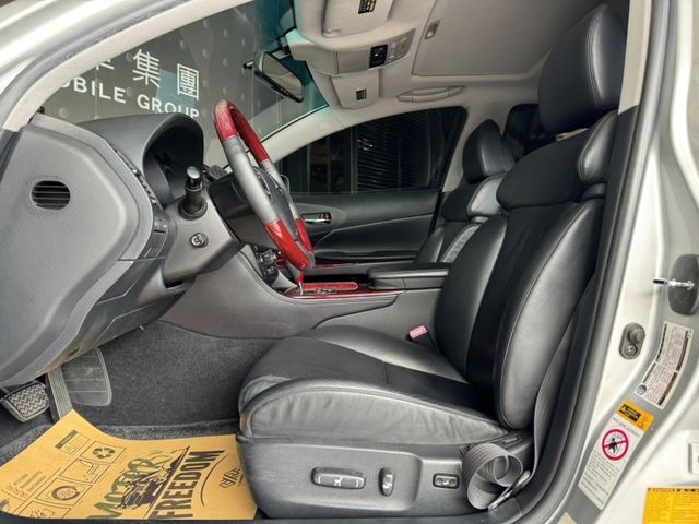Lexus GS  第8張相片