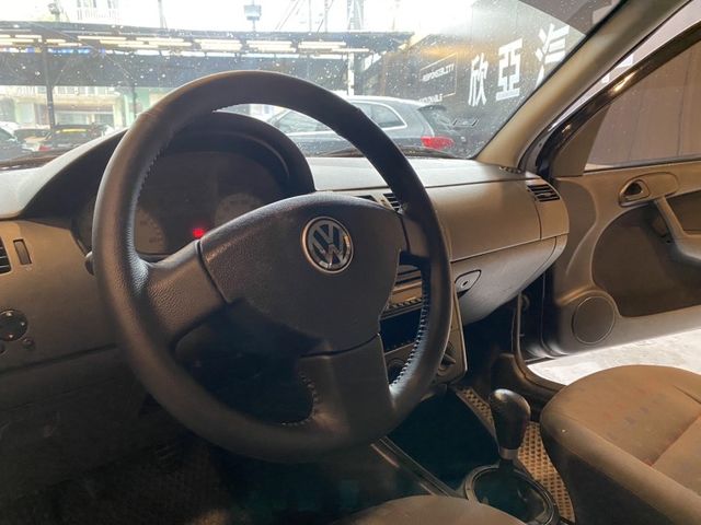 Volkswagen 福斯 Pointer  第10張相片