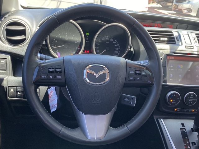 Mazda Mazda5  第7張相片