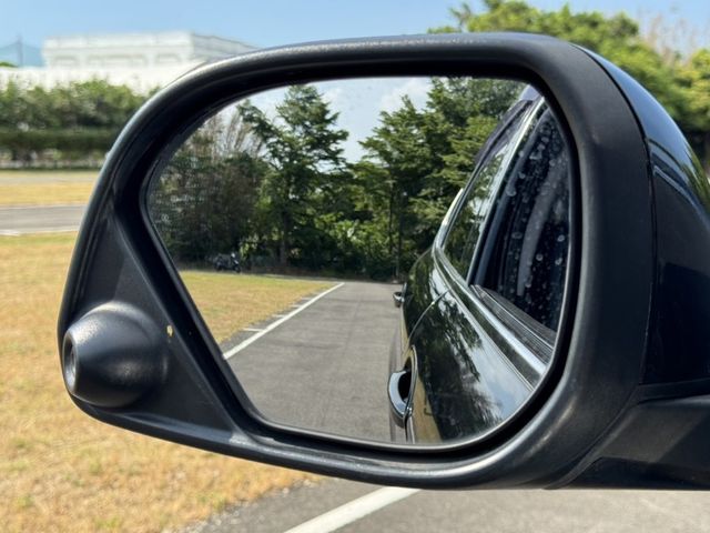 Luxgen U7 Turbo  第3張相片