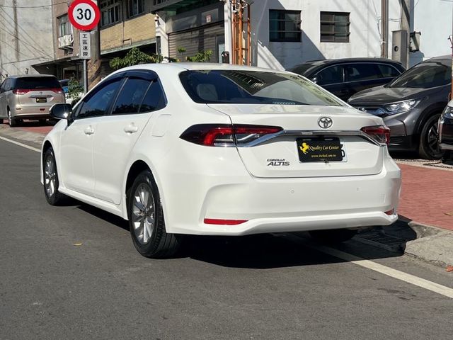 Toyota ALTIS  第5張相片