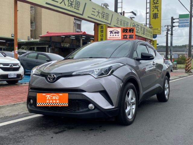 Toyota C-HR  第4張相片