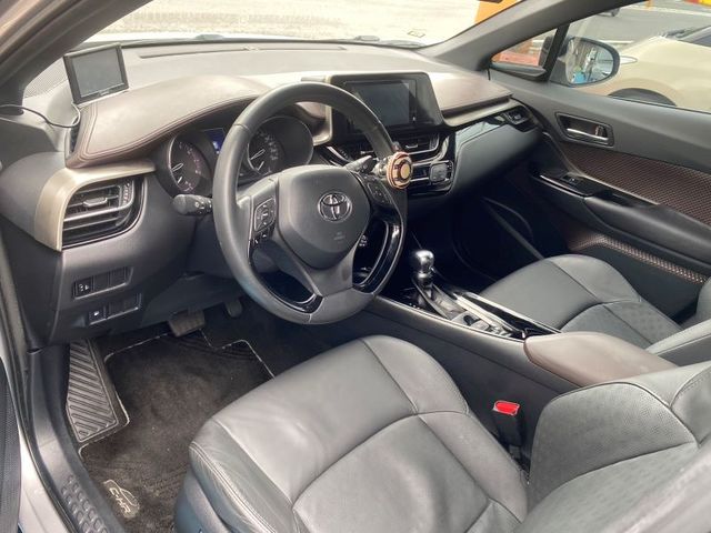 Toyota C-HR  第10張相片