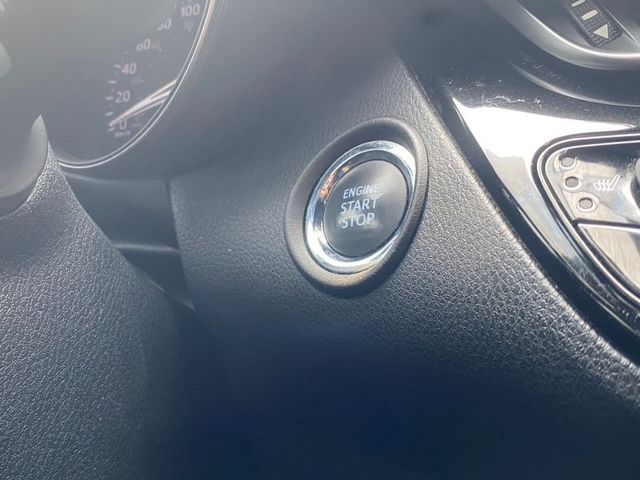 Toyota C-HR  第13張相片