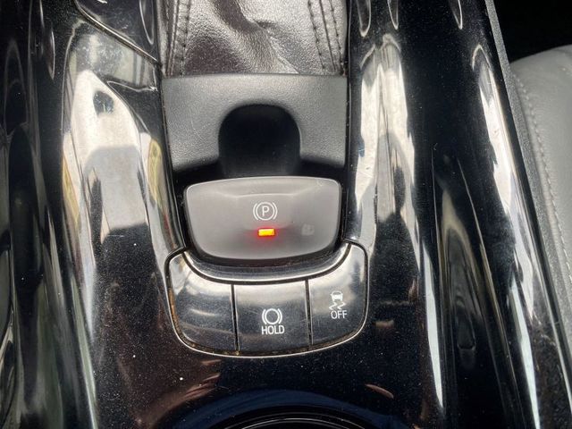 Toyota C-HR  第16張相片