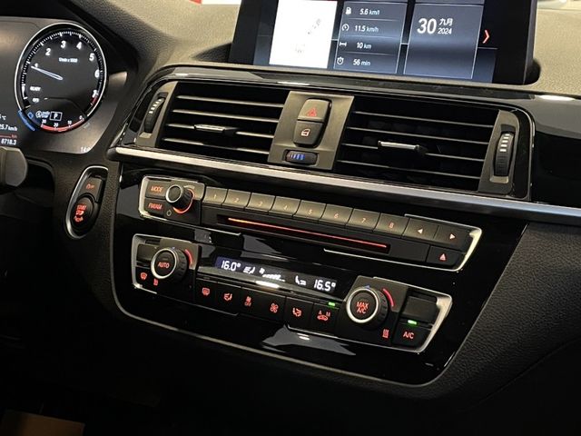 BMW/ 寶馬 118i  第16張相片