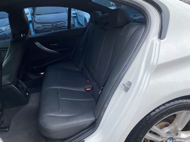 BMW/ 寶馬 328i M Sport  第10張相片