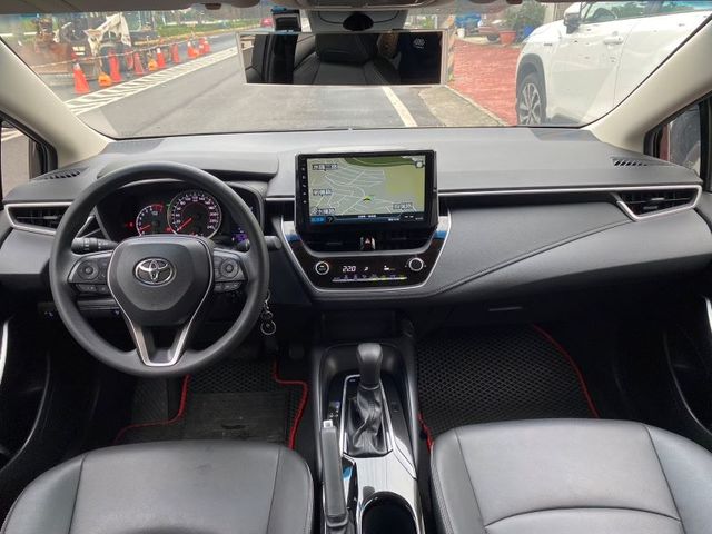 Toyota ALTIS  第11張相片