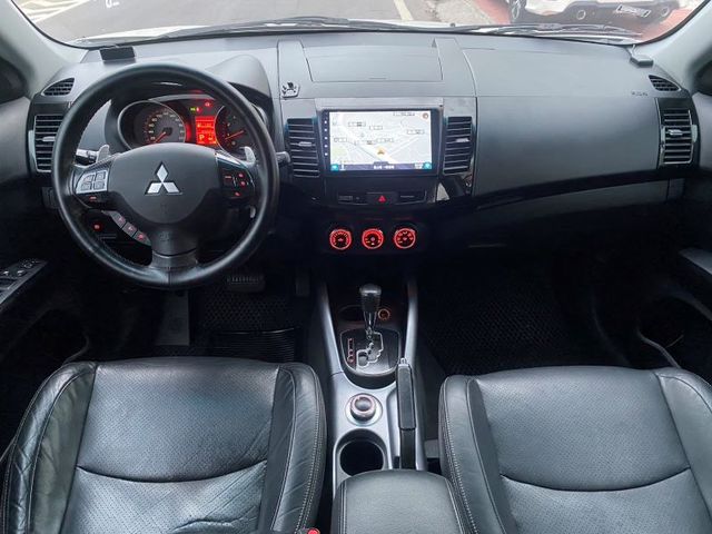 Mitsubishi Outlander  第11張相片