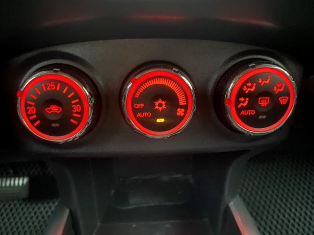 Mitsubishi Outlander  第13張相片