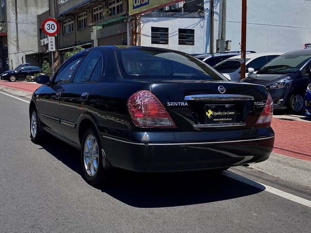 Nissan Sentra  第5張相片