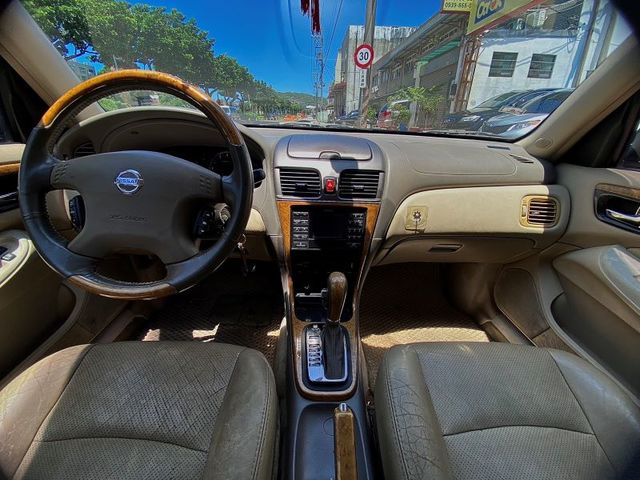 Nissan Sentra  第11張相片