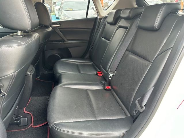 Mazda Mazda3  第9張相片