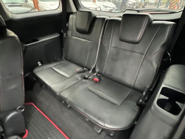 Toyota Wish  第10張相片