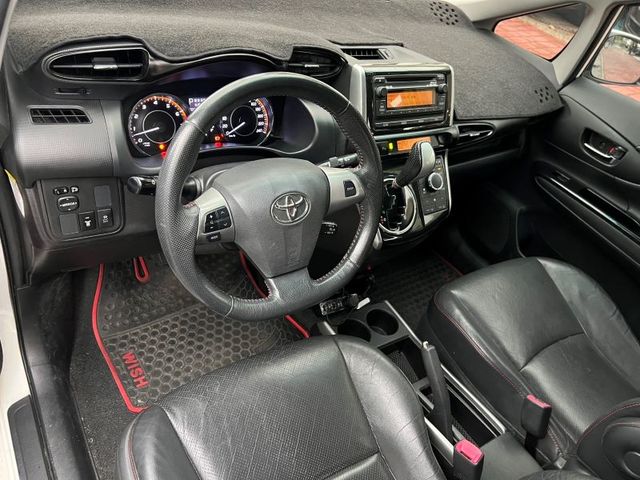 Toyota Wish  第11張相片