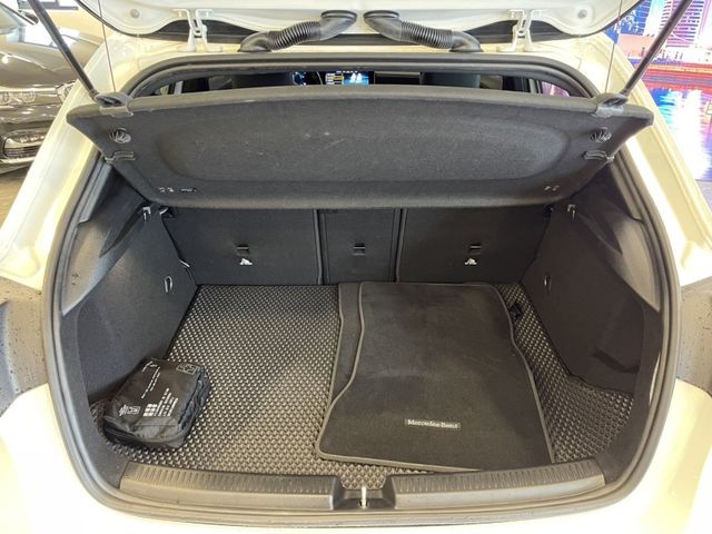 Mercedes-Benz/賓士 A-CLASS  第3張相片