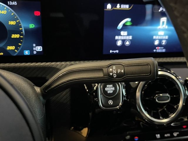 Mercedes-Benz/賓士 A-CLASS  第28張相片