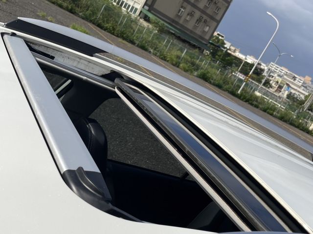 Toyota RAV4  第2張相片