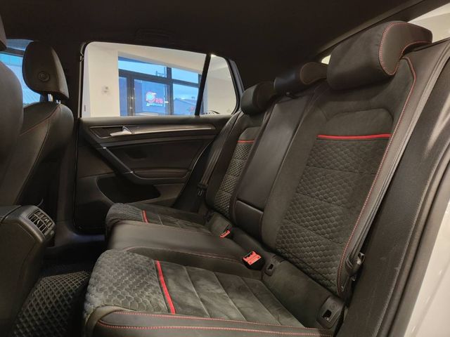 Volkswagen 福斯 Golf  第9張相片