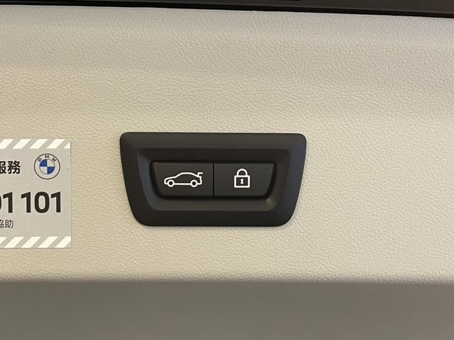 BMW/ 寶馬 X4 SERIES  第24張相片